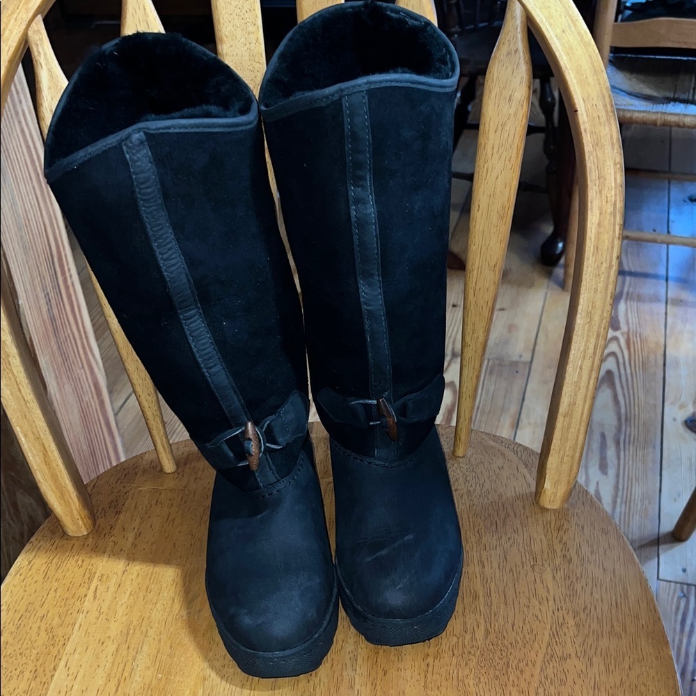 Sorel Wool LiningWomen's Black Suede Boots 6